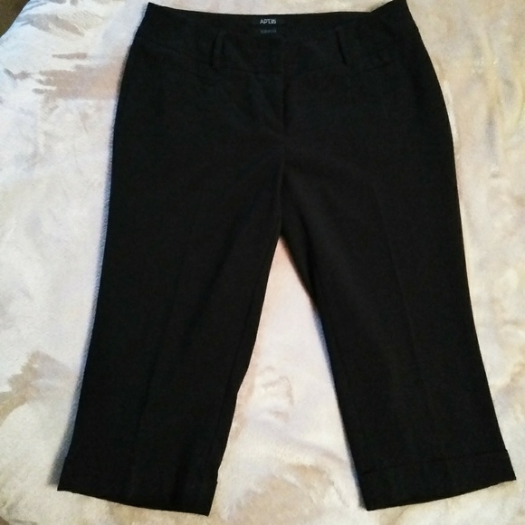 APT.9 BLACK DRESS CAPRIS - Picture 2 of 5